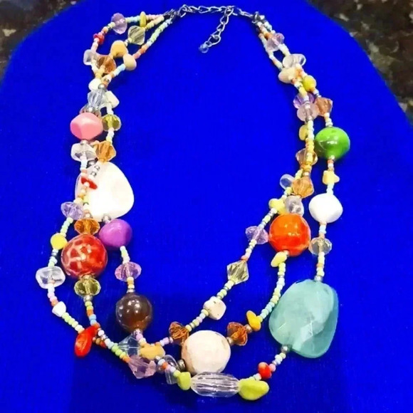 3 layer beaded multi colors multi charms necklace.. - Picture 1 of 5